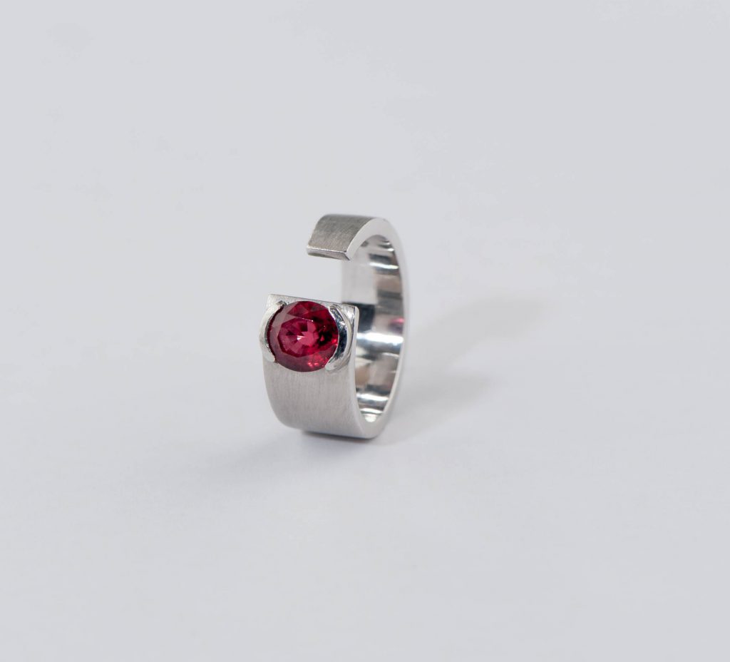 Bague spinelle (Vendu)