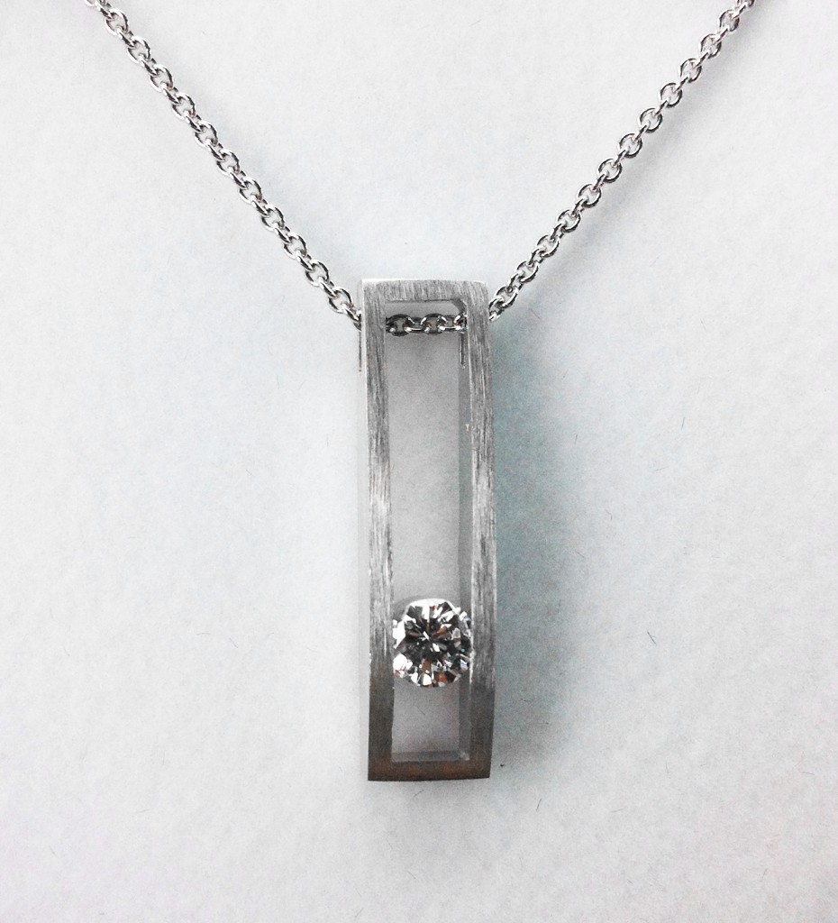 Pendentif diamant (Vendu)