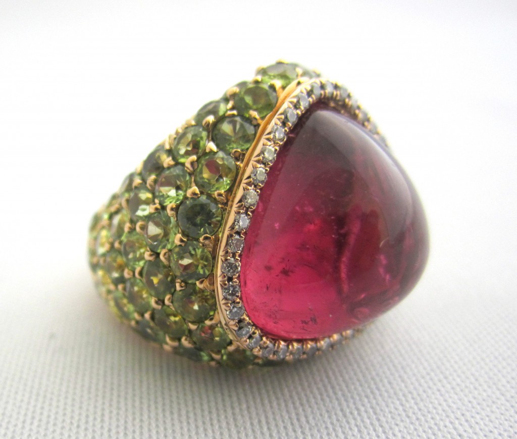 Bague rubellite, grenat tsavolite et diamant (Vendu)