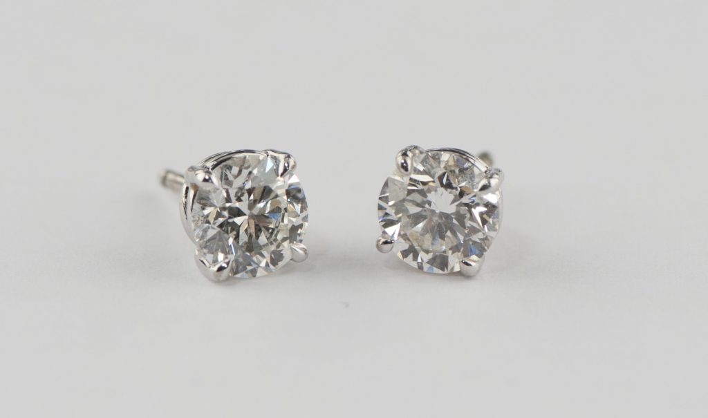 Boucles d&rsquo;oreille diamant (Vendu)