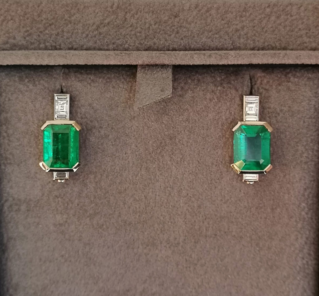 Boucles d&rsquo;oreille émeraude et diamant (Vendu)