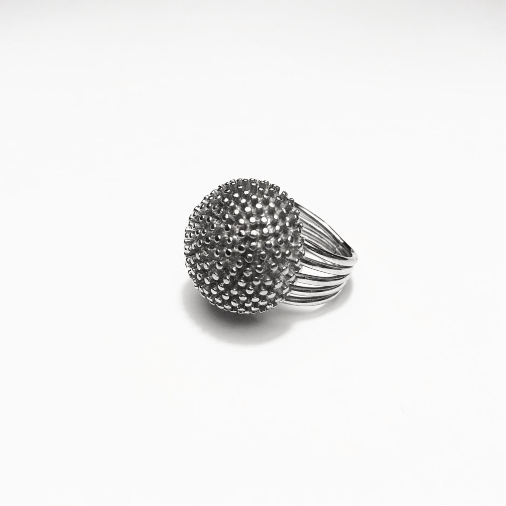 Bague « hérissée » (A vendre)