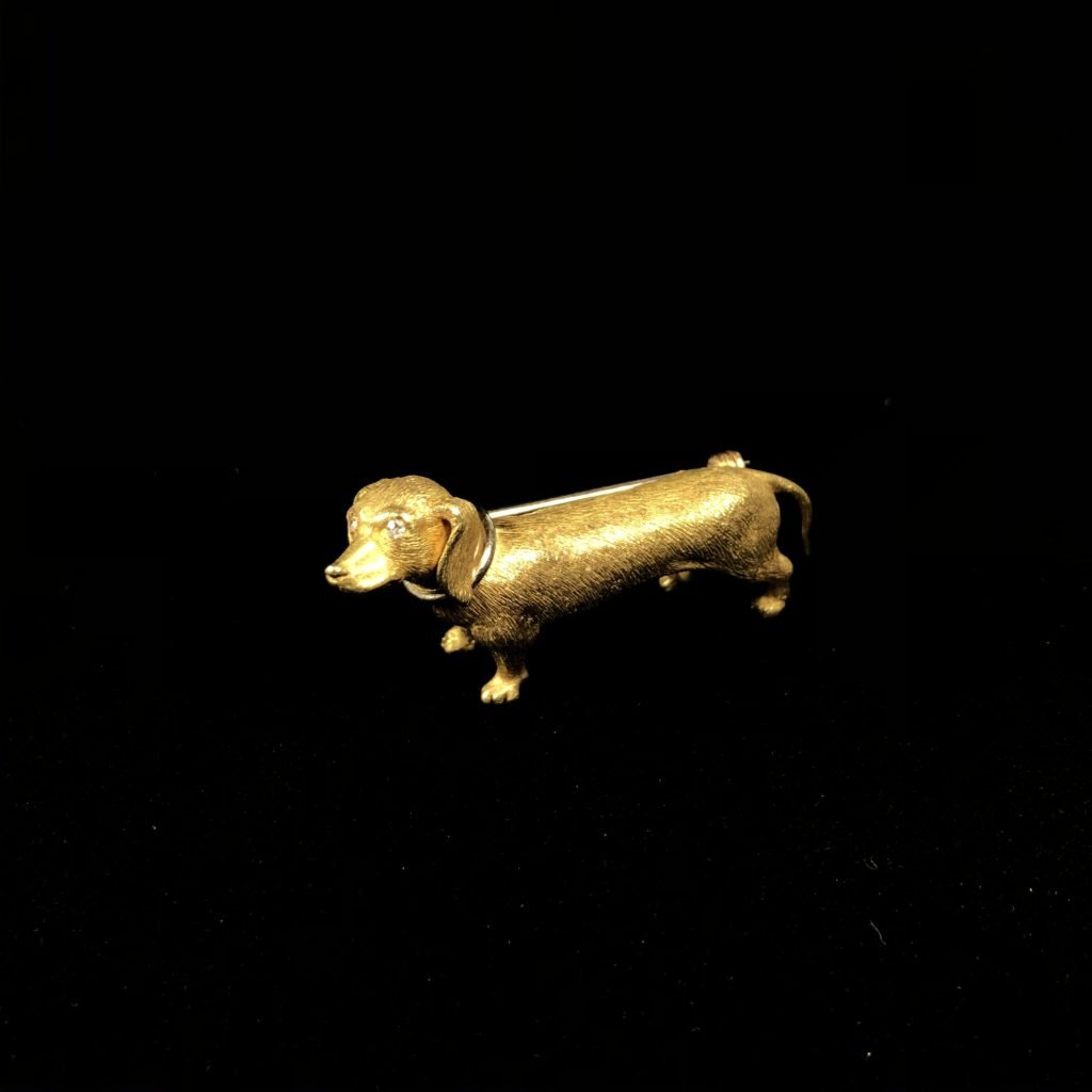 Broche teckel en or et diamant (Vendu)