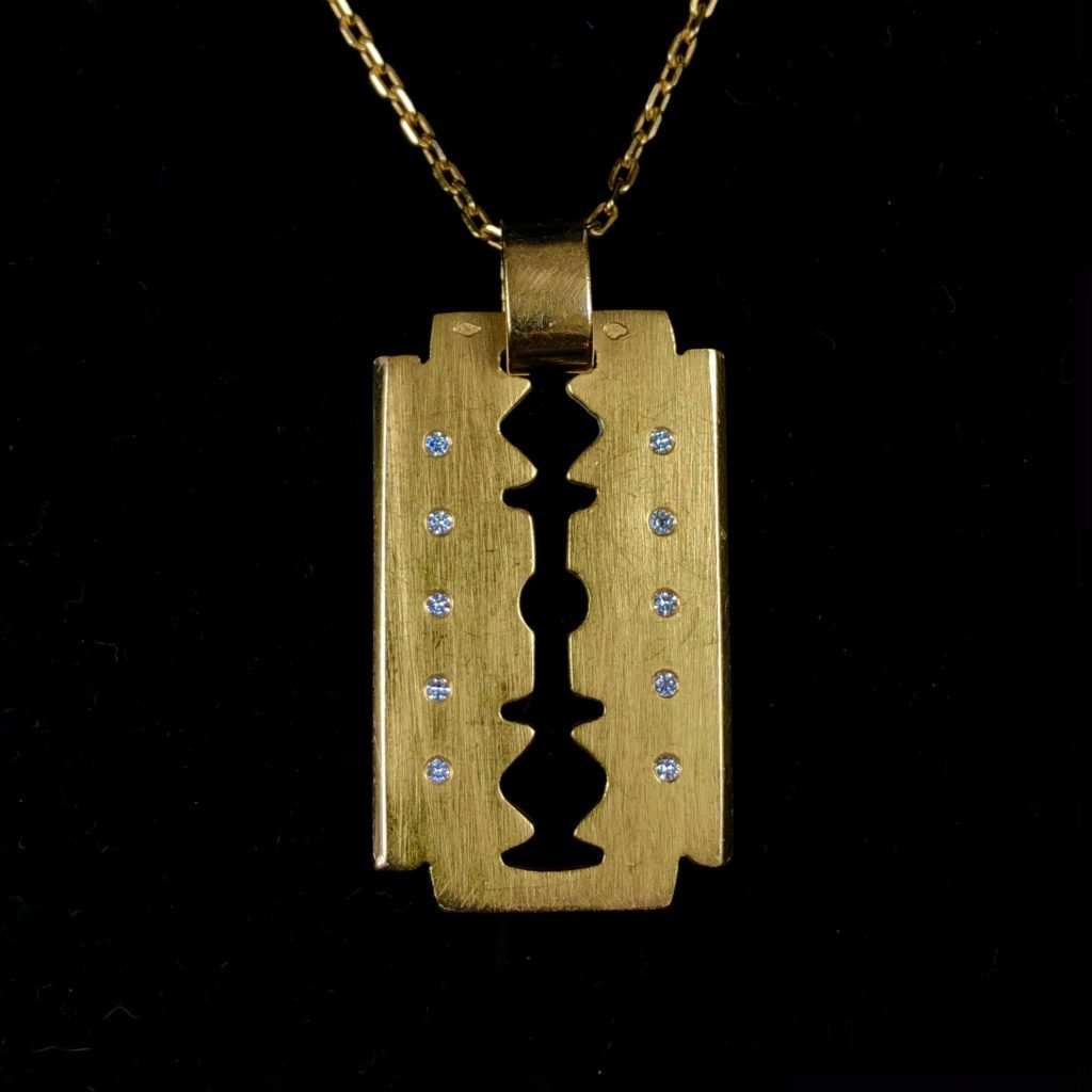 Pendentif lame de rasoir or et diamant (Vendu)